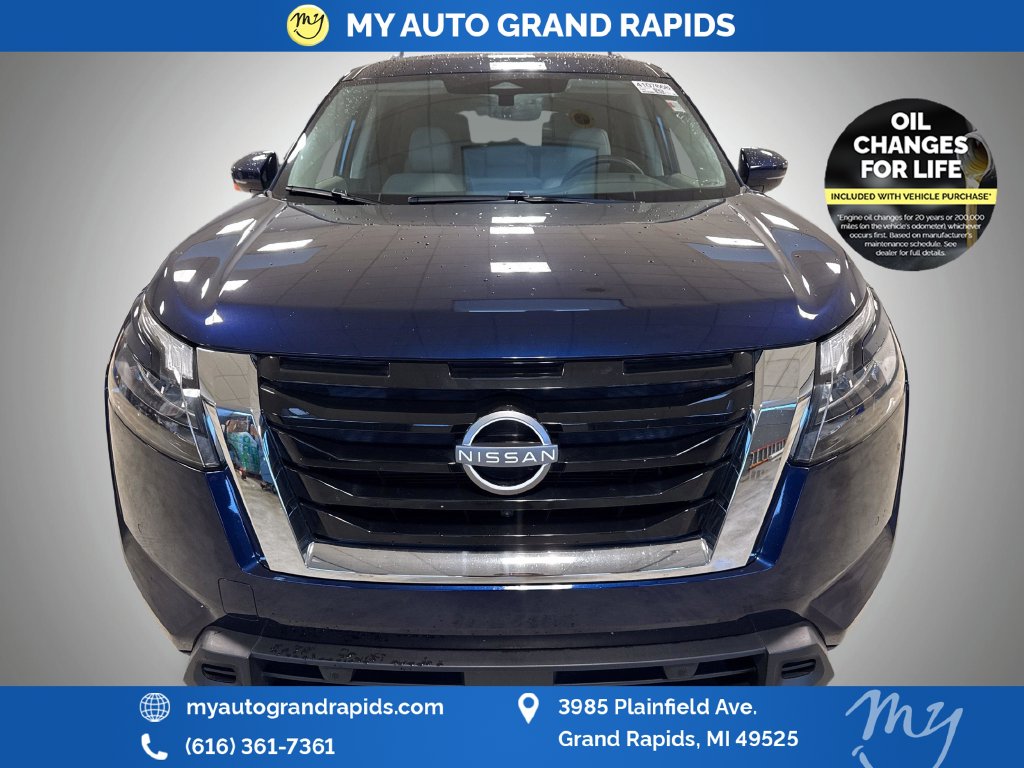 Used 2025 Nissan Pathfinder SL SUV