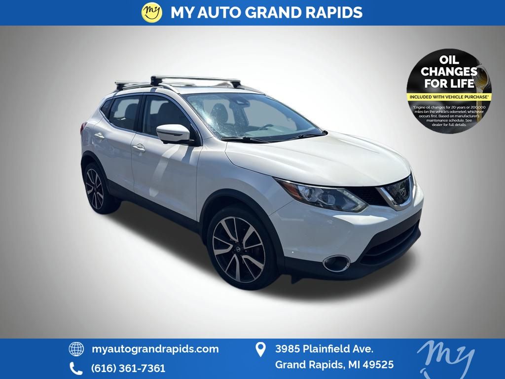 2017 Nissan Rogue Sport SL AWD's photo