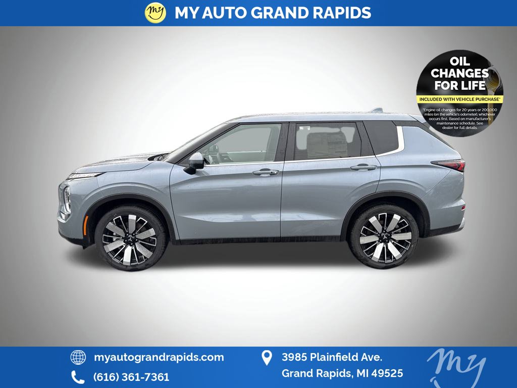 Used 2026 Mitsubishi Outlander SE SUV