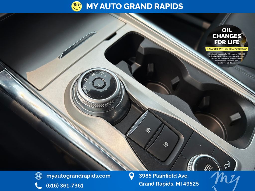 2022 Ford Explorer XLT - Photo 23