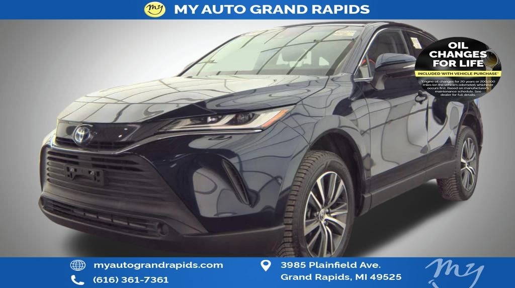 Used 2024 Toyota Venza LE SUV