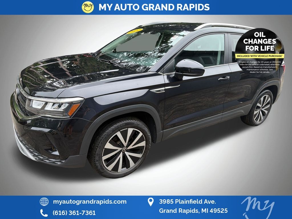 Used 2022 Volkswagen Taos 1.5T SE 4MOTION SUV