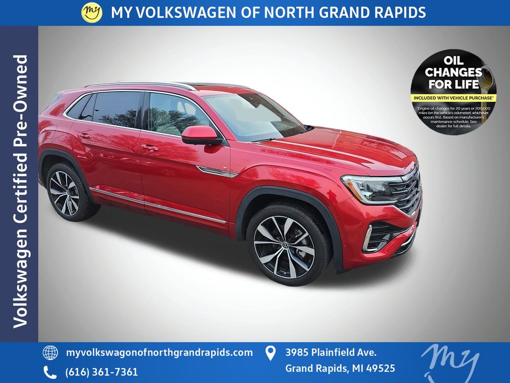 2025 Volkswagen Atlas Cross Sport 2.0T SEL Premium R-Line 4MOTION's photo