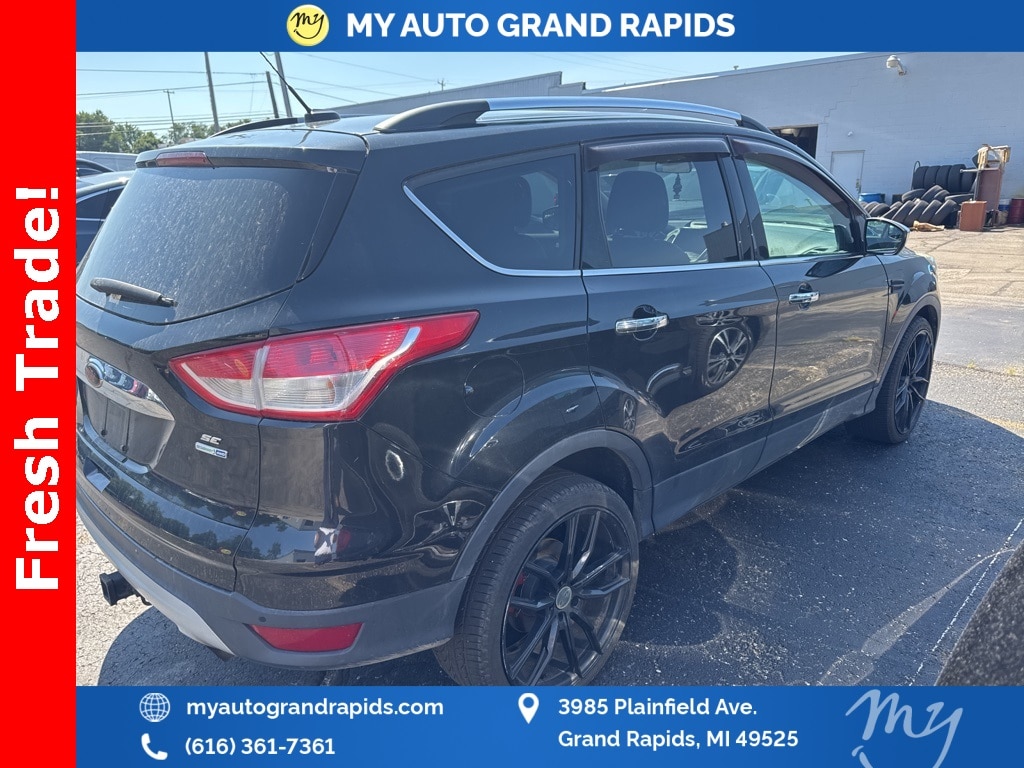 Used 2015 Ford Escape SE with VIN 1FMCU9G99FUA83998 for sale in GRAND RAPIDS, MI