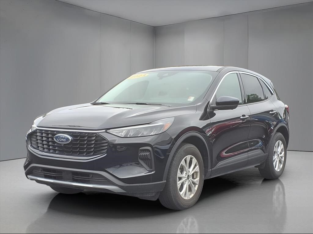 2023 Ford Escape Active photo 3