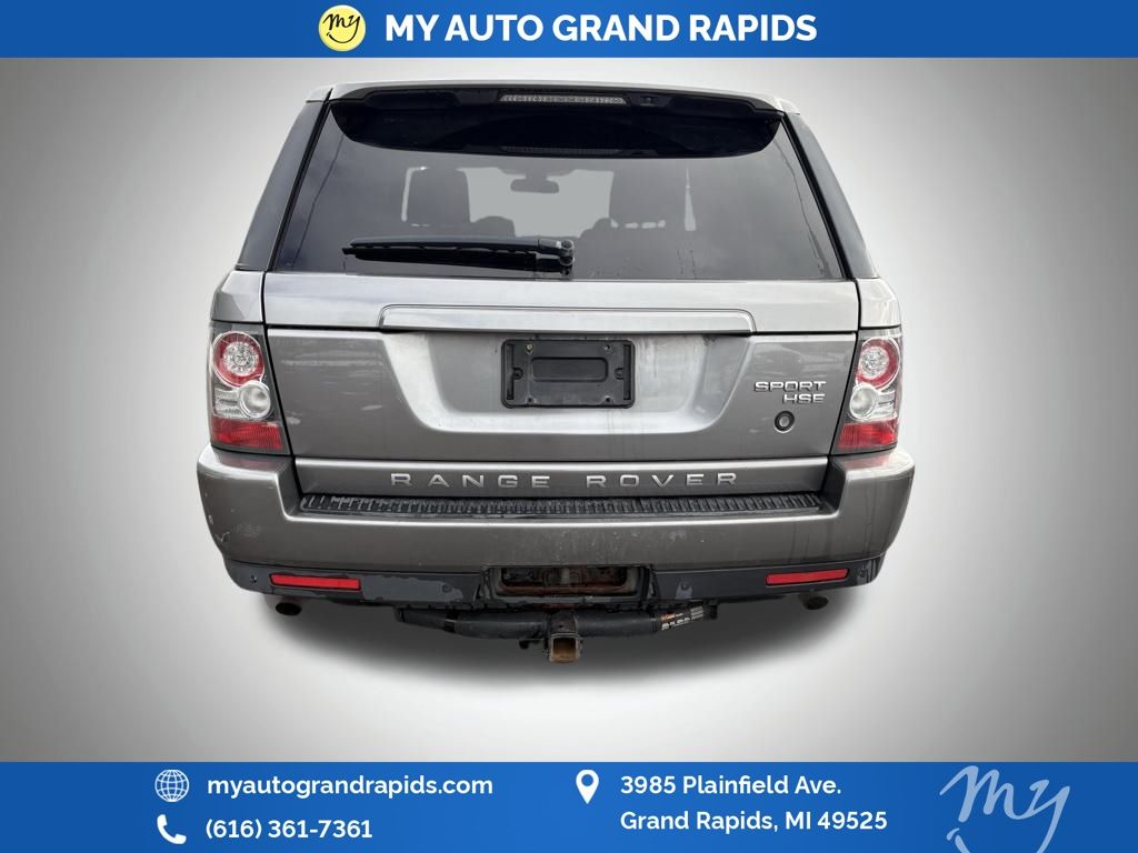 2010 Land Rover Range Rover Sport HSE photo 3