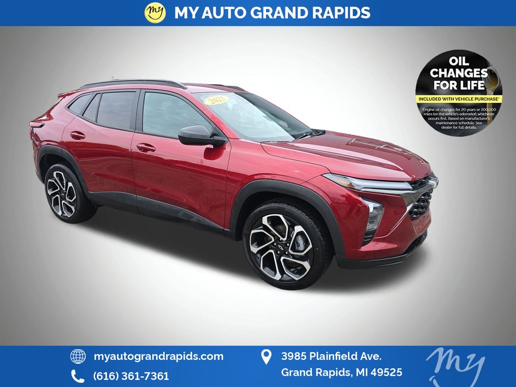 2025 Chevrolet Trax RS