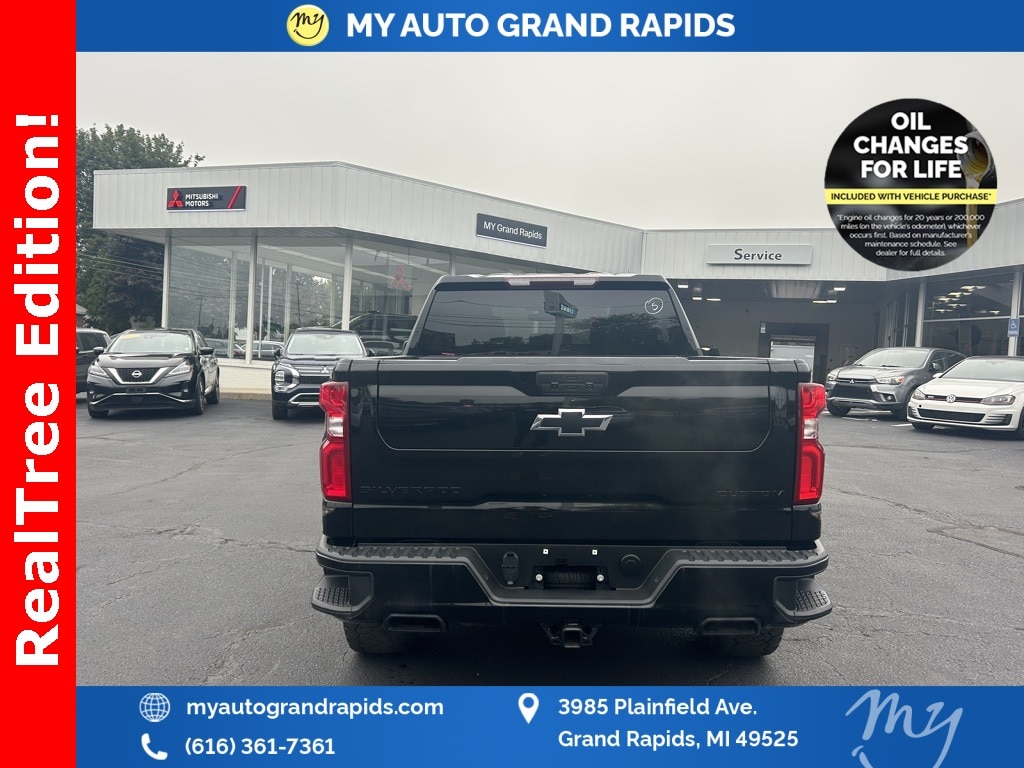 Used 2021 Chevrolet Silverado 1500 Custom Trail Boss Truck Crew Cab