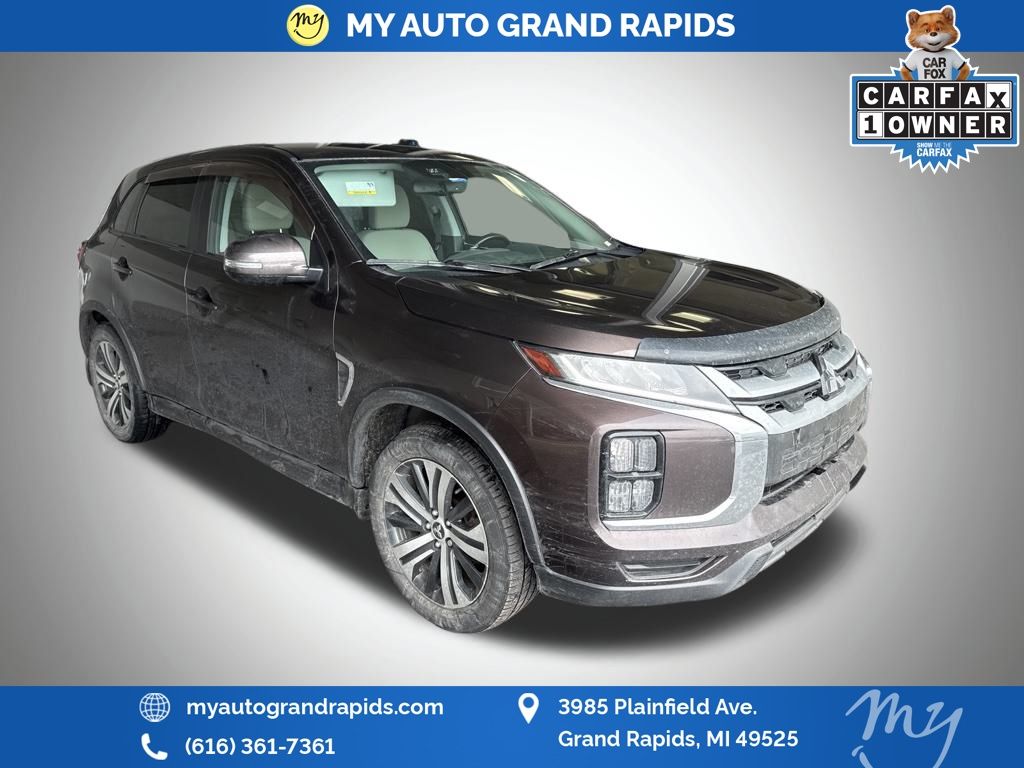 2020 Mitsubishi Outlander Sport SE's photo