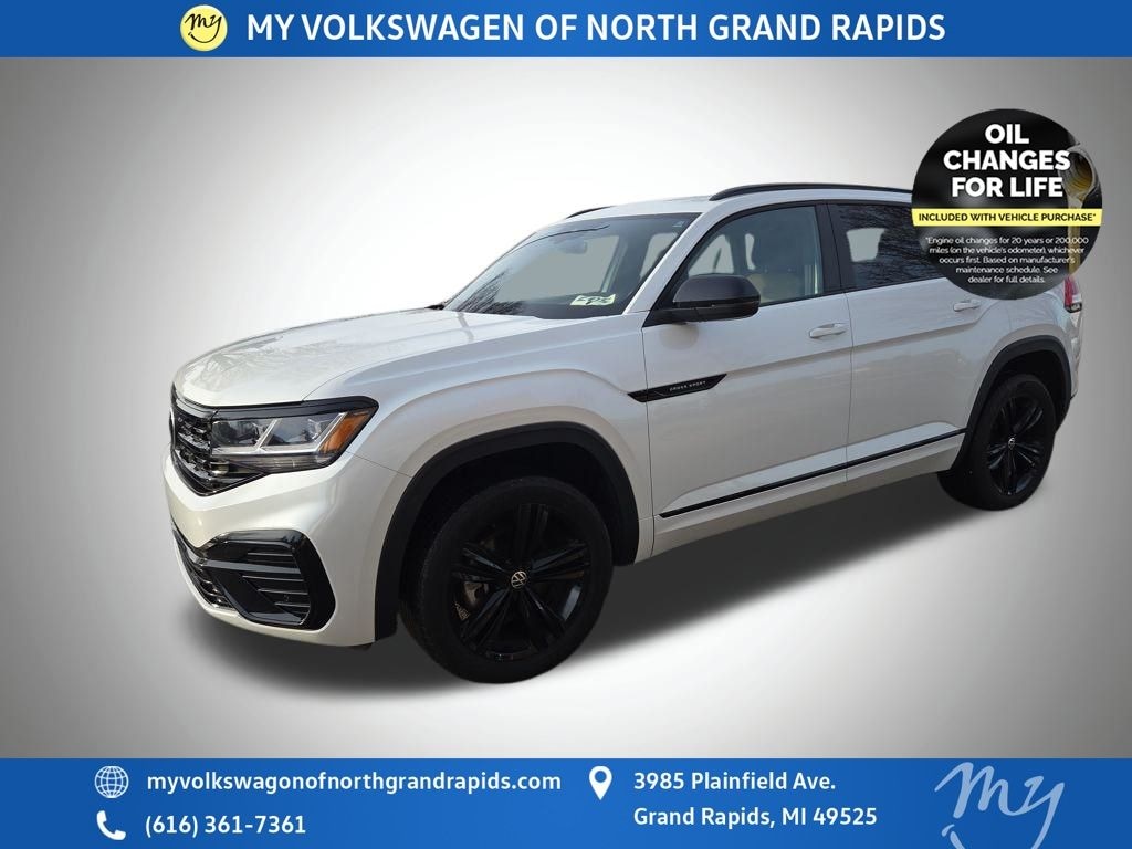 Certified 2023 Volkswagen Atlas Cross Sport 2.0T SEL R-Line Black SUV