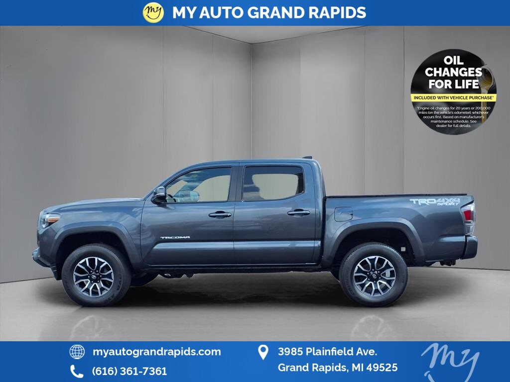 2022 Toyota Tacoma TRD Sport V6 photo 4