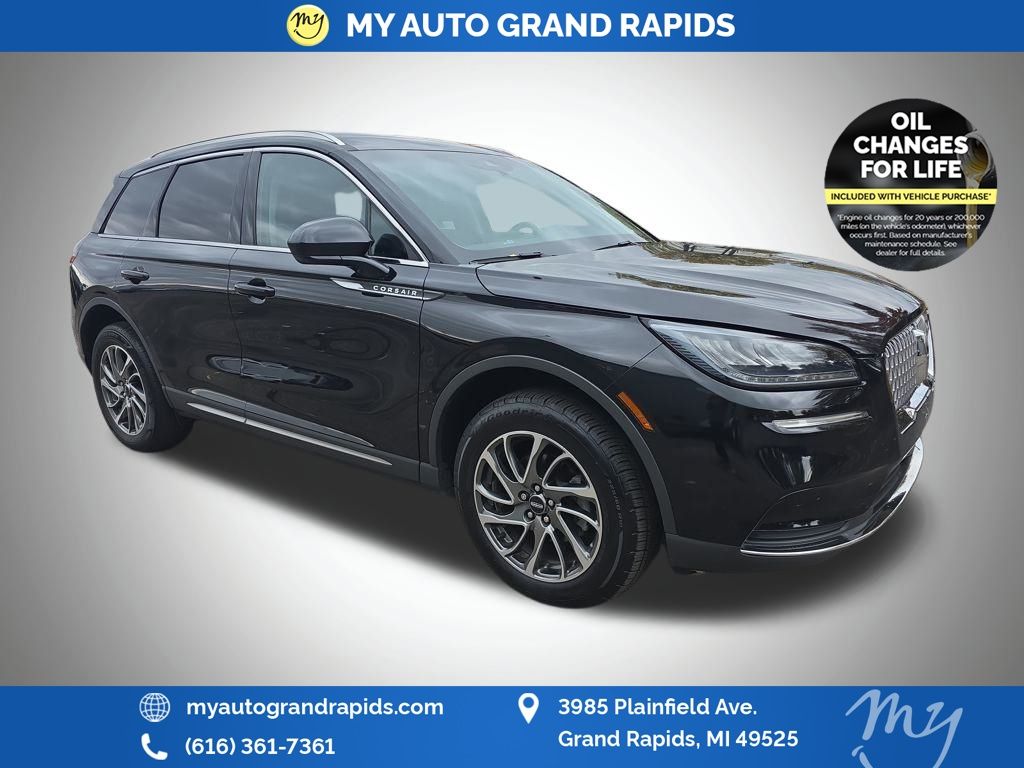 2022 Lincoln Corsair Base