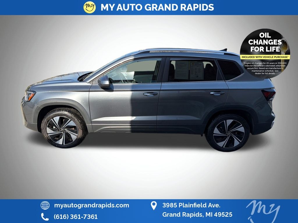 Used 2025 Volkswagen Taos 1.5T SE SUV