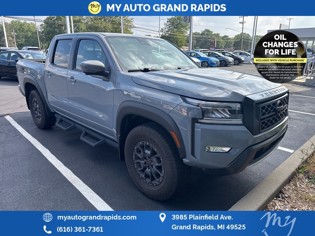 2023 Nissan Frontier PRO-4X photo 4