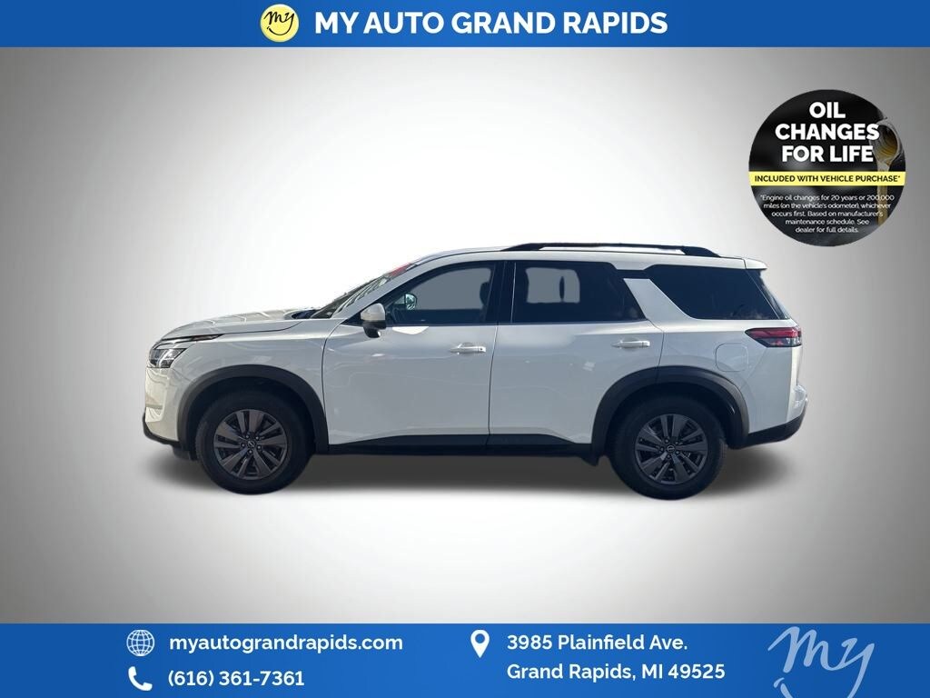 Used 2022 Nissan Pathfinder SV SUV