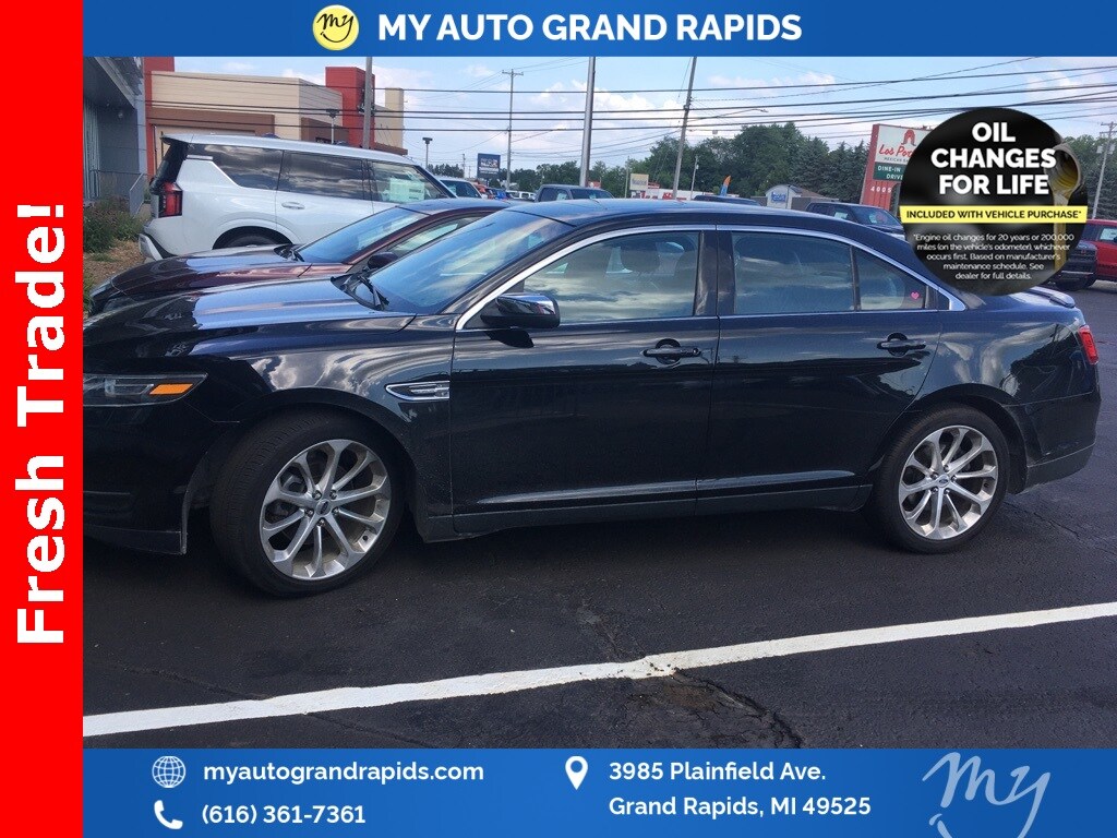 2018 Ford Taurus Limited photo 2
