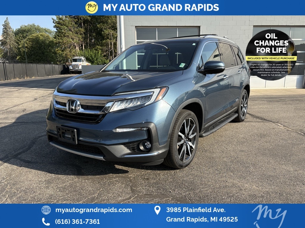 Used 2020 Honda Pilot Touring 8 Passenger AWD SUV