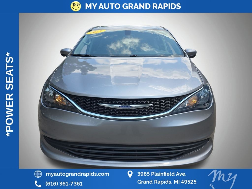 Used 2017 Chrysler Pacifica Touring Van