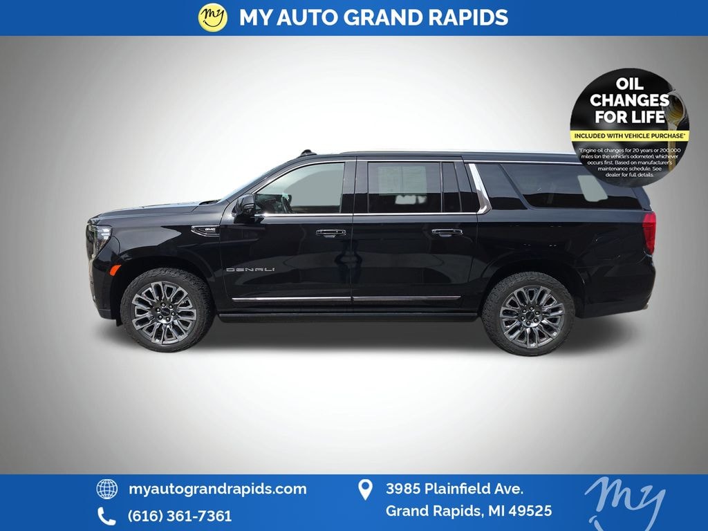 Used 2023 GMC Yukon XL Denali Ultimate SUV