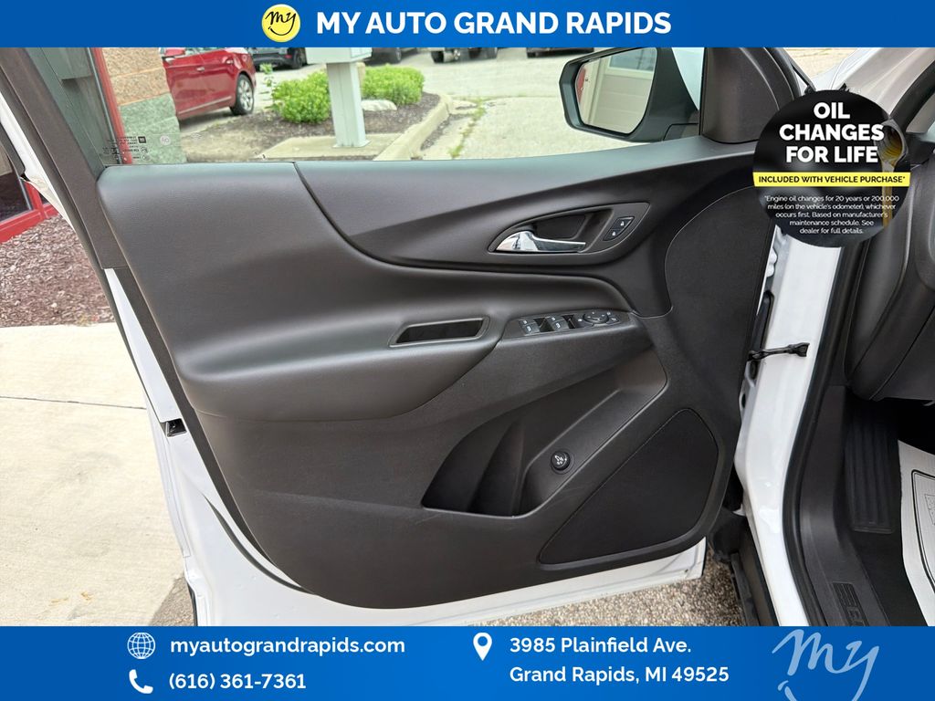 2024 Chevrolet Equinox LT - Photo 10