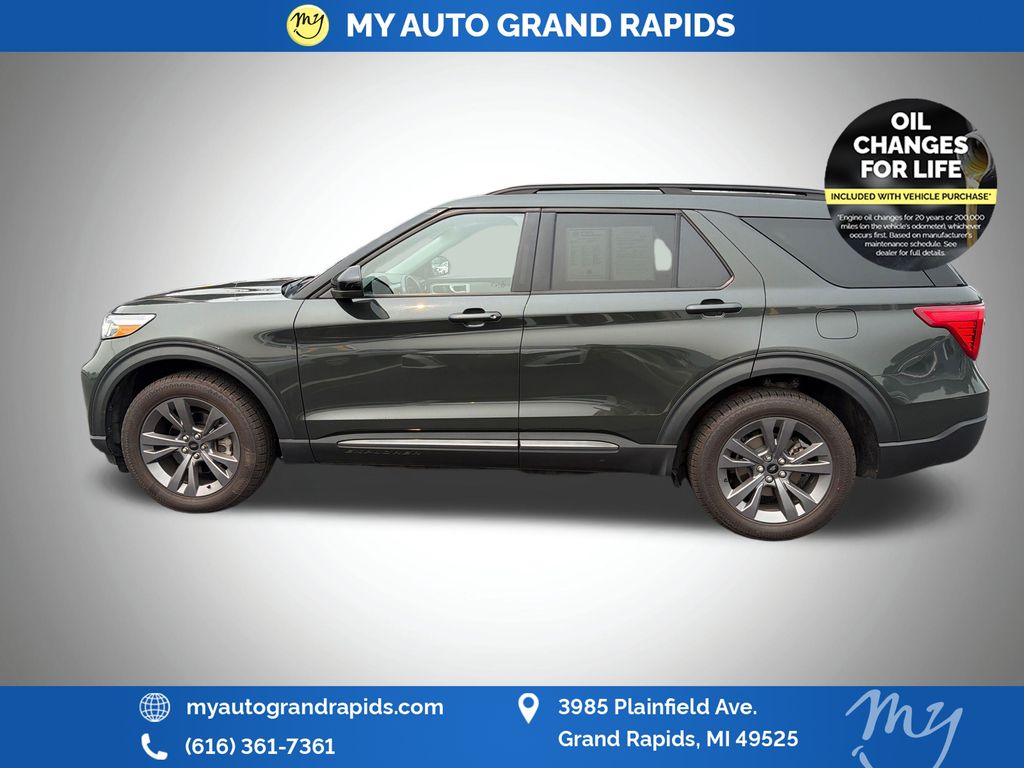 2022 Ford Explorer XLT - Photo 4