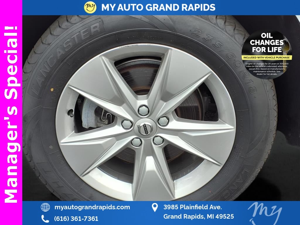 Used 2022 Volvo XC60 B5 AWD Momentum SUV