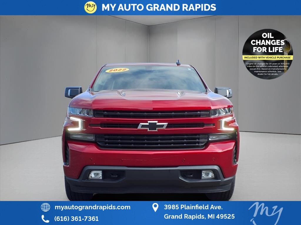 2022 Chevrolet Silverado 1500 RST photo 2