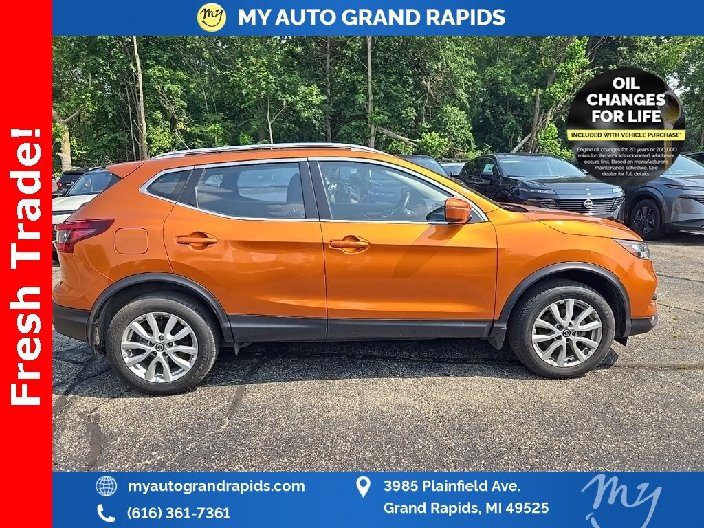 2022 Nissan Rogue Sport SV photo 4