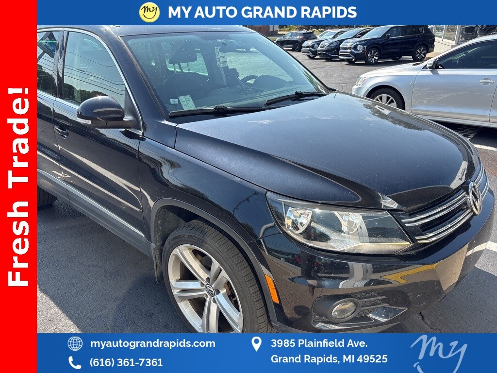 2015 Volkswagen Tiguan SEL photo 4