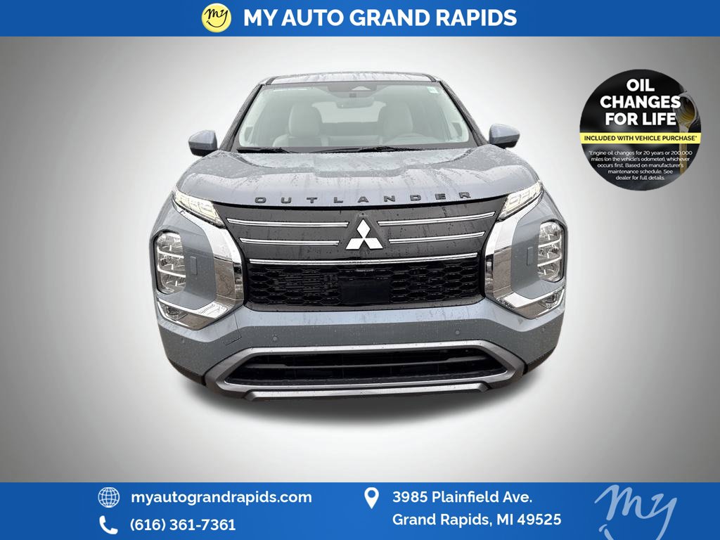 Used 2026 Mitsubishi Outlander SE SUV