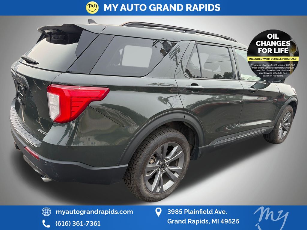 2022 Ford Explorer XLT - Photo 7