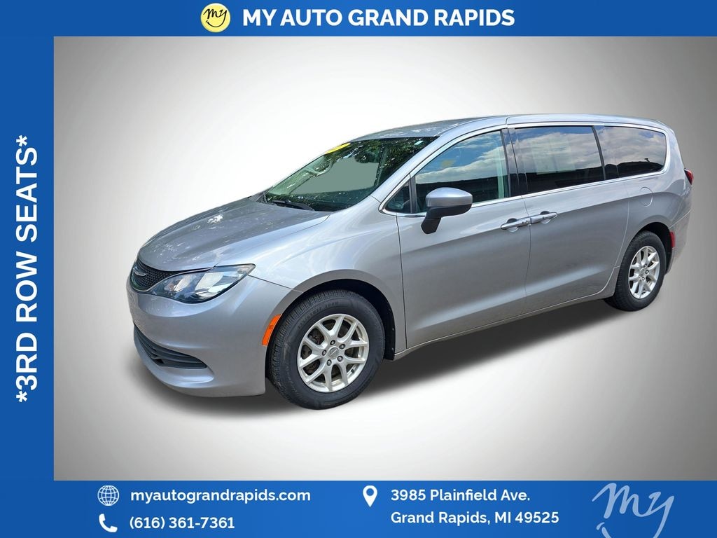 Used 2017 Chrysler Pacifica Touring Van
