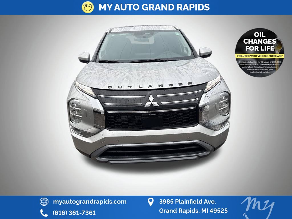 Used 2026 Mitsubishi Outlander SE SUV