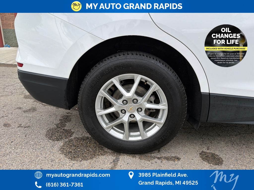 2024 Chevrolet Equinox LT - Photo 32