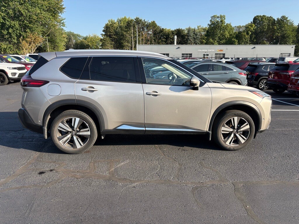2023 Nissan Rogue SL photo 4