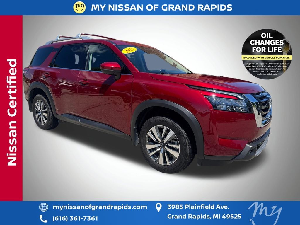 Certified 2025 Nissan Pathfinder SL SUV