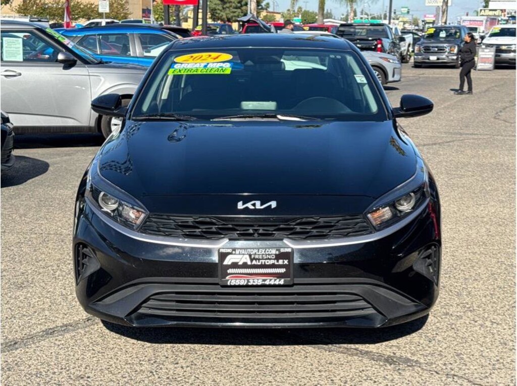 Used 2024 Kia Forte LXS Sedan