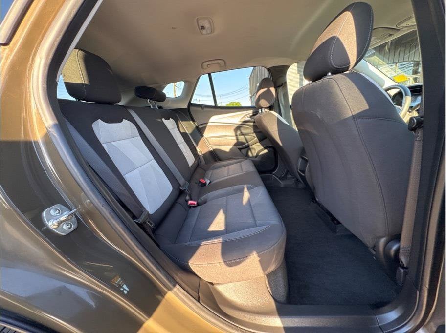 2024 Chevrolet Trax LS - Photo 12
