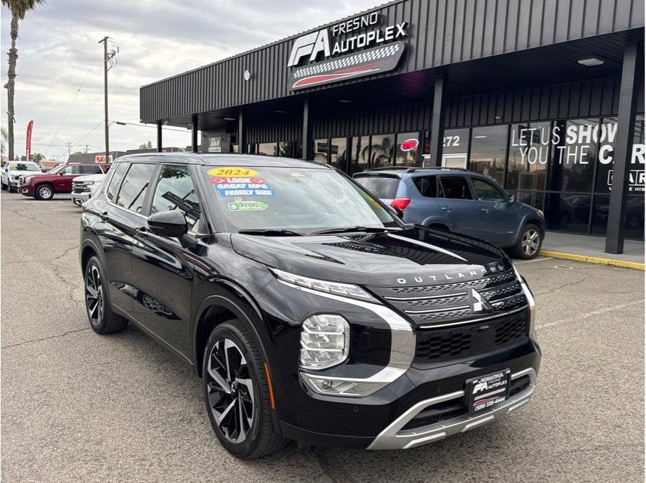 2024 Mitsubishi Outlander SE S-AWC's photo
