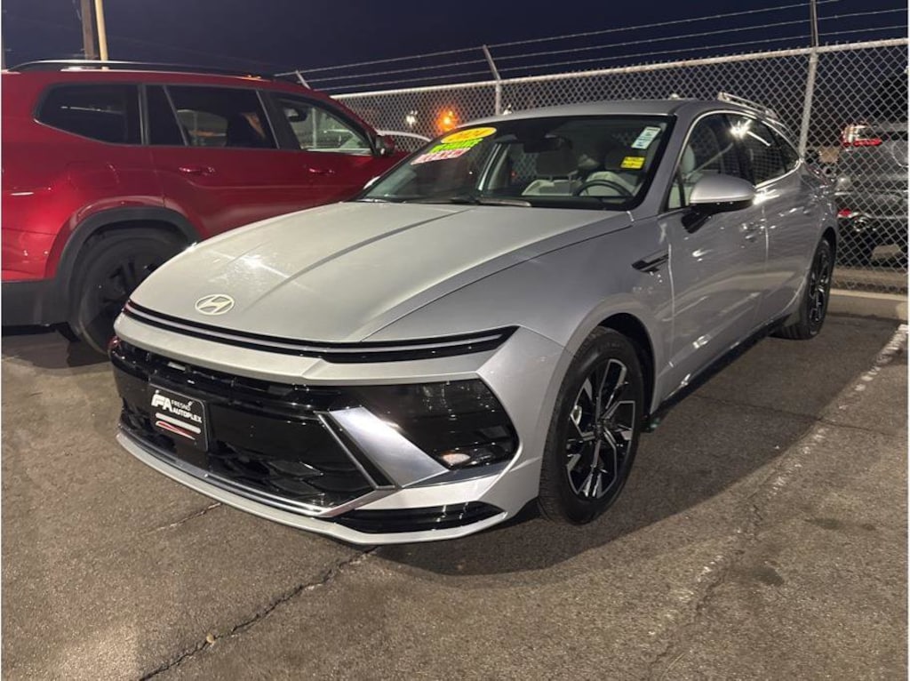 Used 2024 Hyundai Sonata SEL Sedan