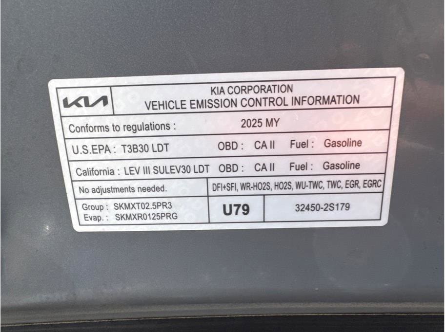 2025 Kia Sportage LX - Photo 30