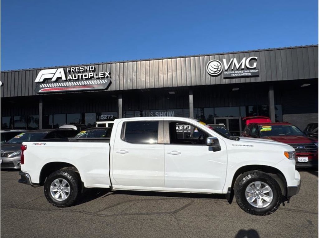 Used 2023 Chevrolet Silverado 1500 LT w/1LT Truck Crew Cab