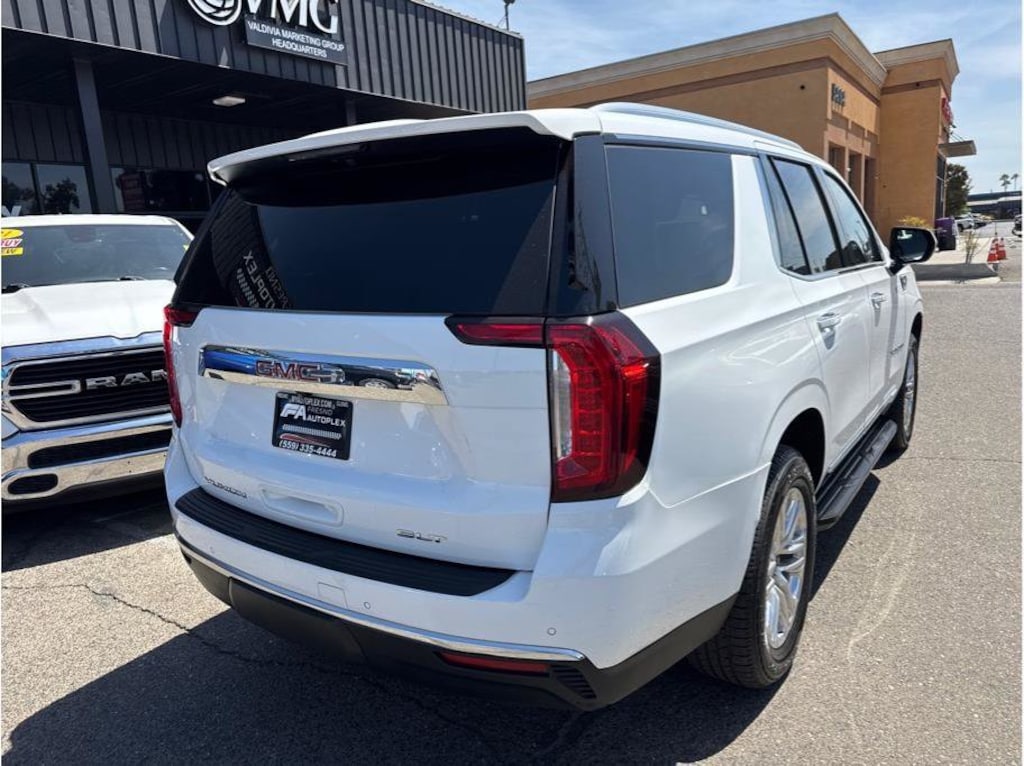 Used 2024 GMC Yukon SLT SUV
