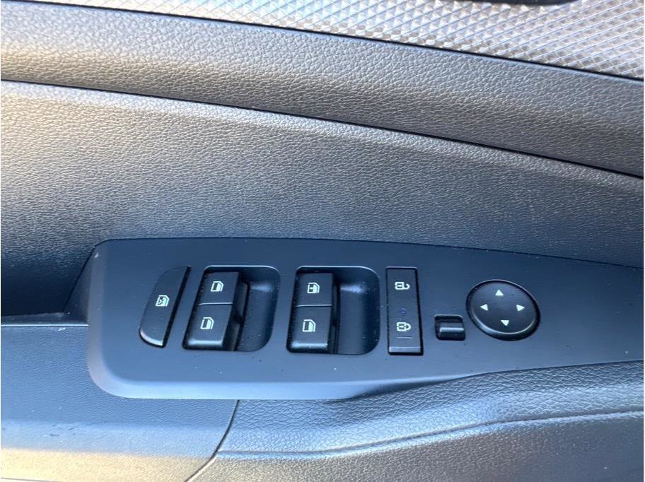 2025 Kia Sportage LX - Photo 28