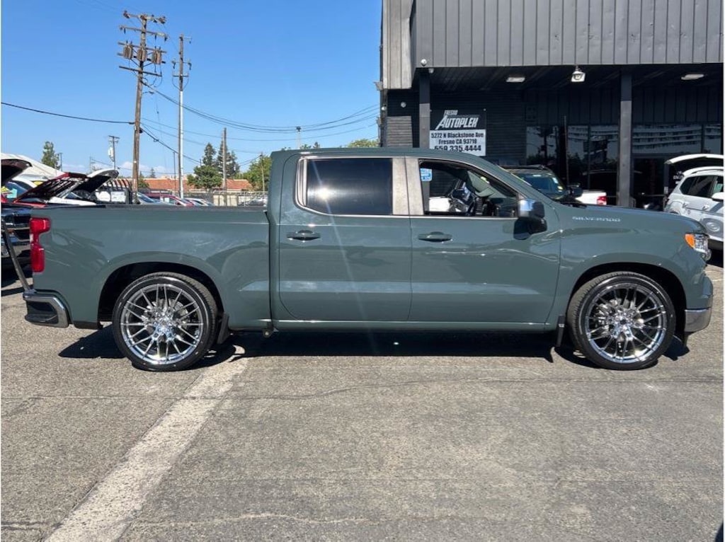 Used 2025 Chevrolet Silverado 1500 LT w/1LT Truck Crew Cab