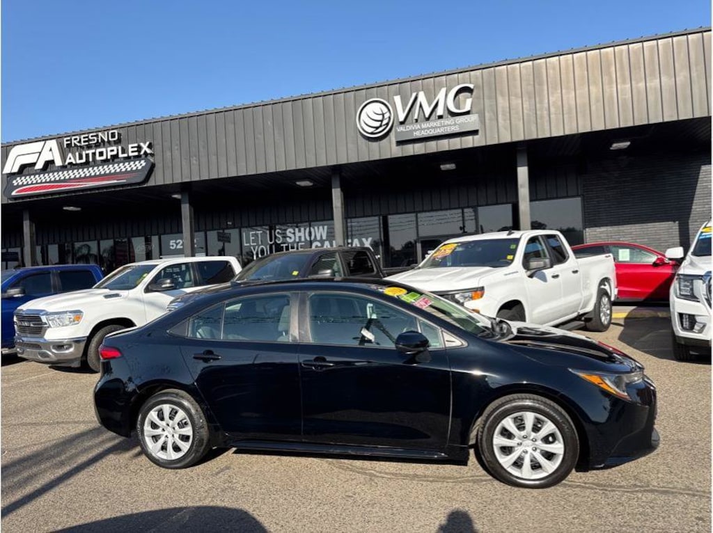 Used 2024 Toyota Corolla LE Sedan