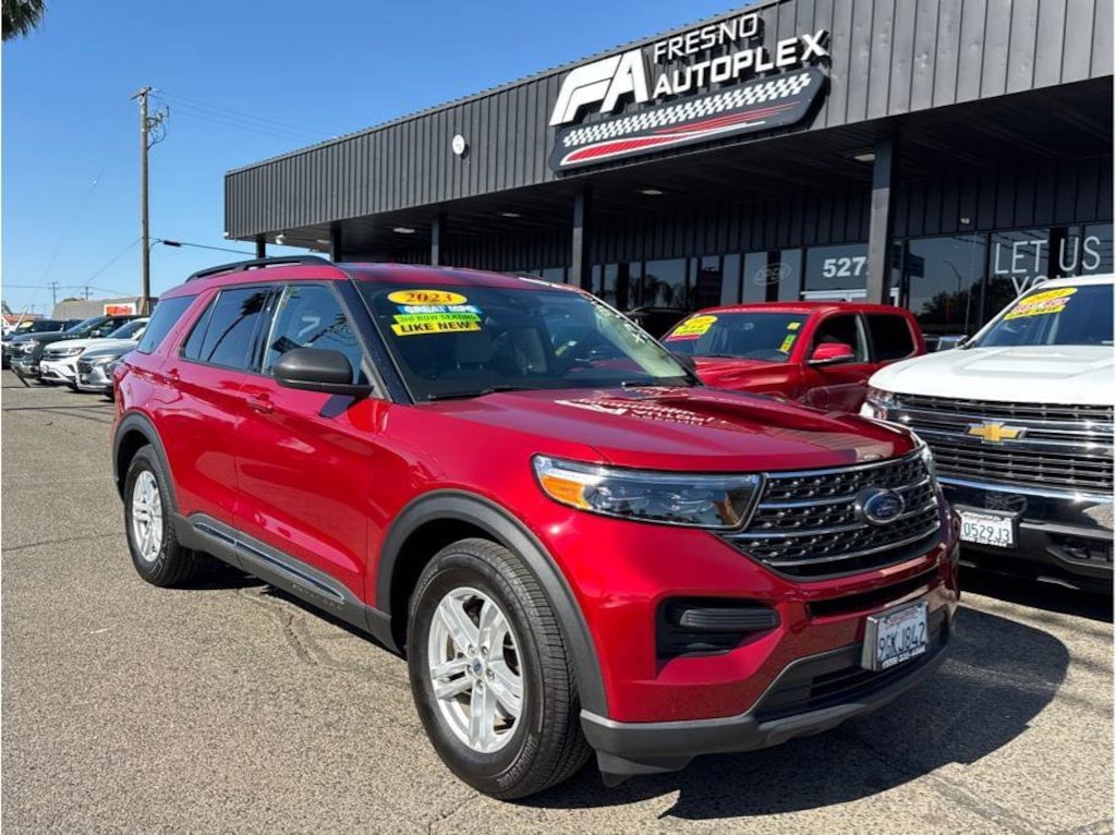 Used 2023 Ford Explorer XLT SUV