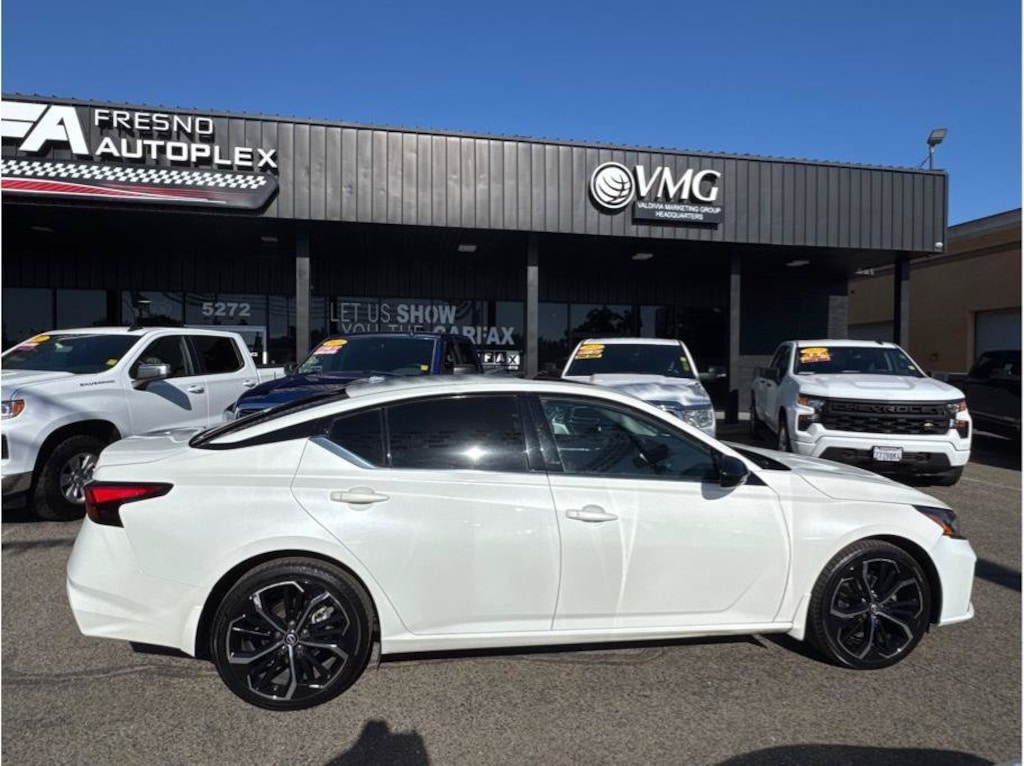 Used 2023 Nissan Altima 2.5 SR Sedan