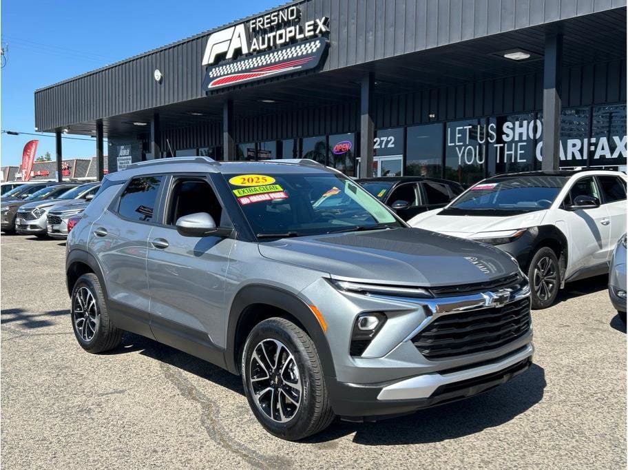 2025 Chevrolet Trailblazer LT AWD's photo
