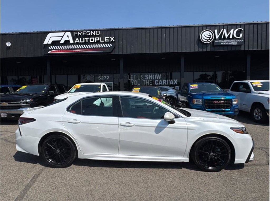 Used 2022 Toyota Camry Hybrid XSE Sedan
